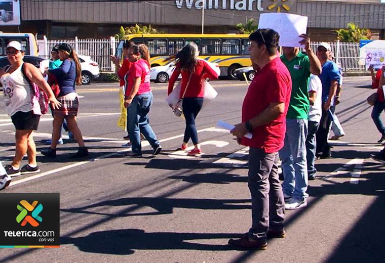 Vecinos de Guadalupe se manifestaron por cortes de agua potable que ...
